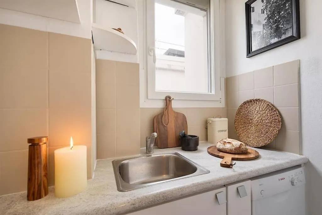 Apartment Amalfi - Studio Et Terrace A Auteuil Paris